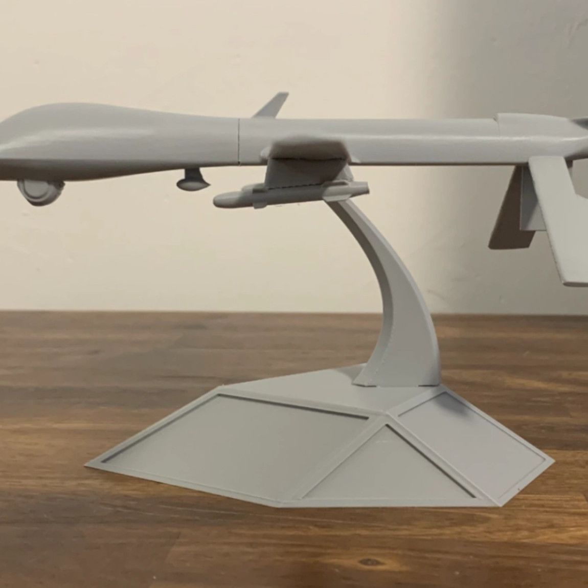 3D Printed US MQ-1B Predator D - مراجعة Drone 3D Modeling وسعره