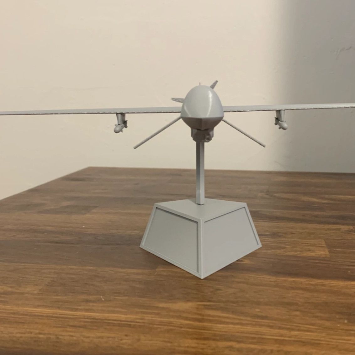 3D Printed US MQ-1B Predator D - مراجعة Drone 3D Modeling وسعره